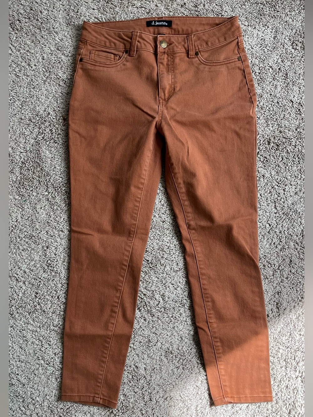 d. jeans Women's Skinny Jeans in Rust Brown
